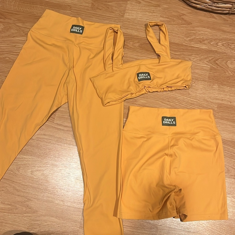 THREE PIECE SET GO! FABRIC COLOR YELLOW SOLD OUT